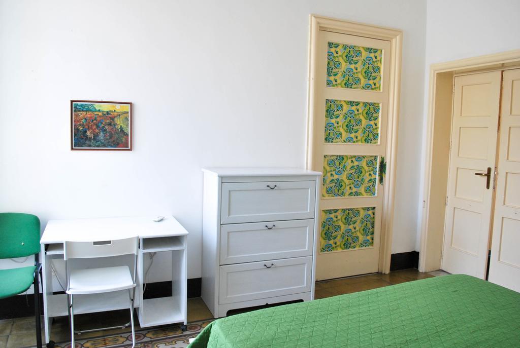New Rubik'S Castle Hotel Catania Bagian luar foto
