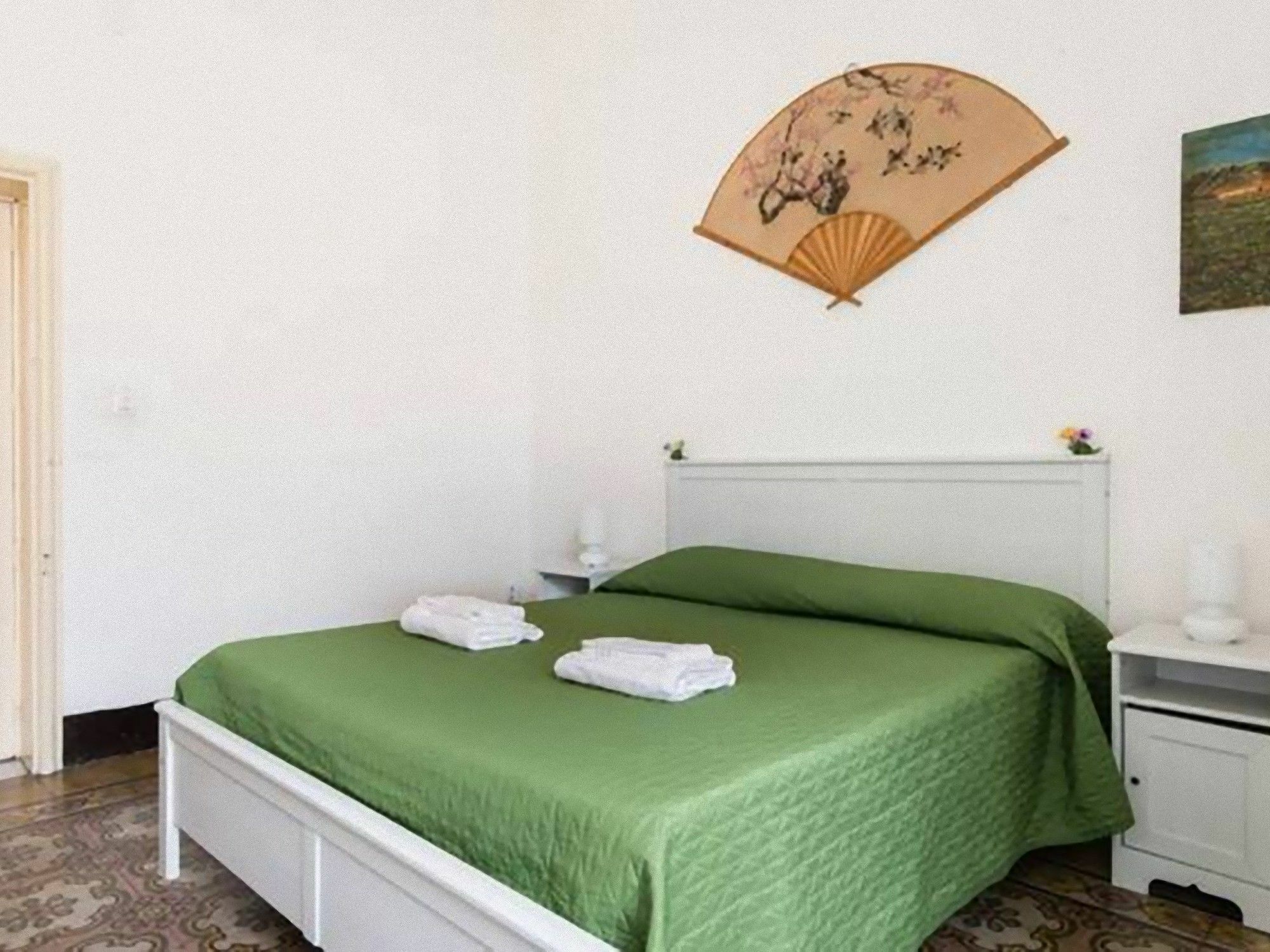 New Rubik'S Castle Hotel Catania Bagian luar foto