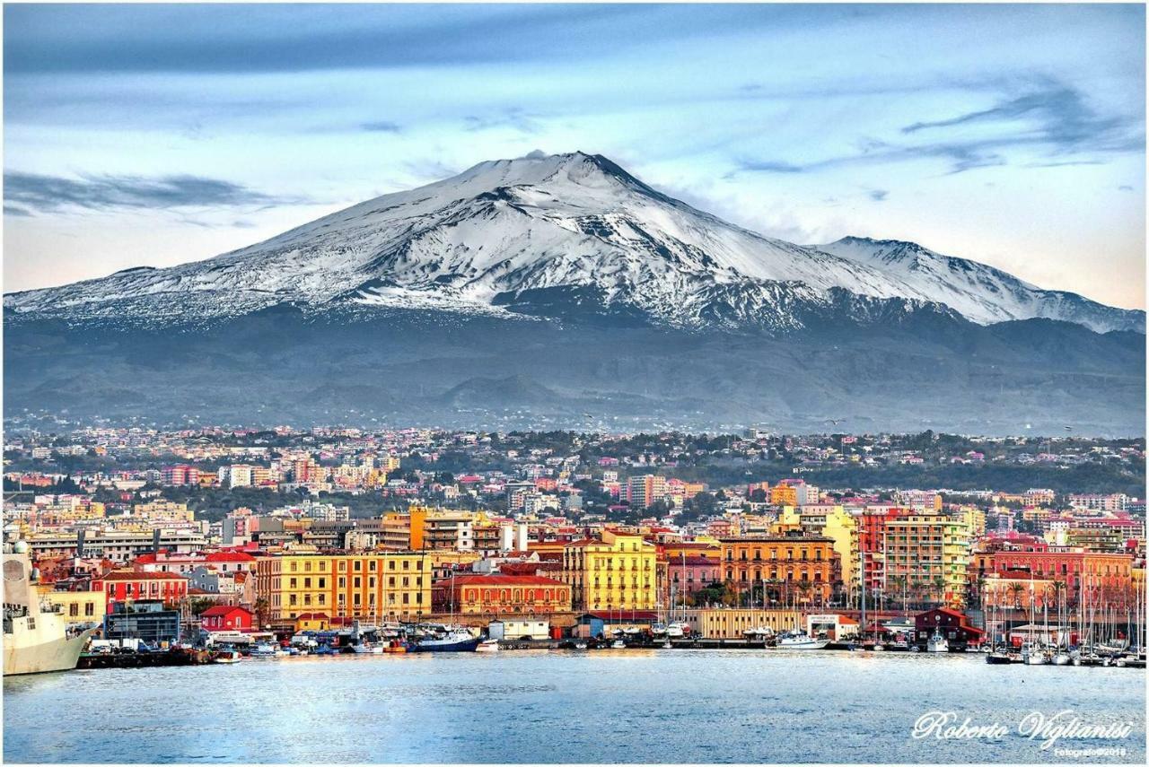 New Rubik'S Castle Hotel Catania Bagian luar foto